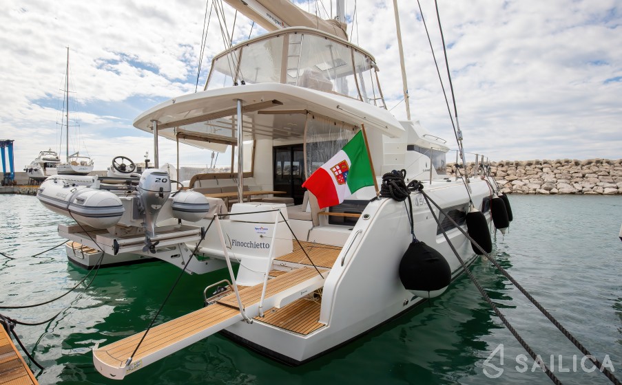 Lagoon 50 - Yacht Charter Sailica