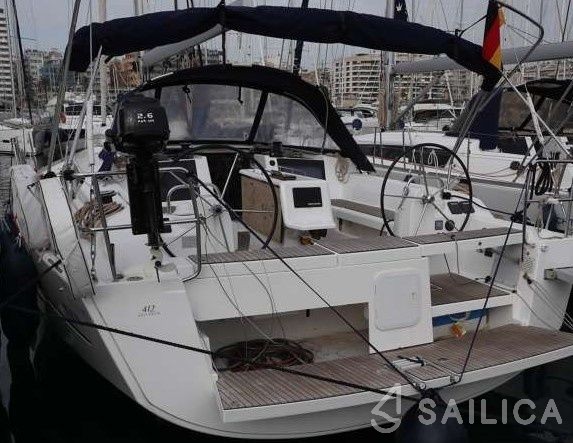 Dufour 412 GL - Yacht Charter Sailica