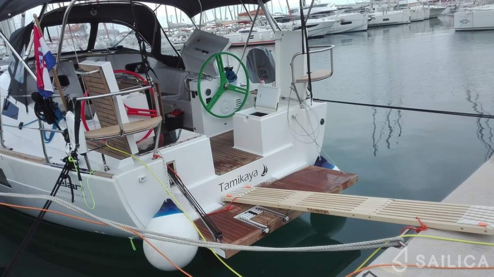 Elan Impression 40.1 - Yacht Charter Sailica
