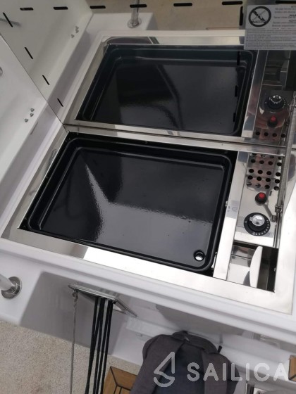 Elan Impression 40.1 - Yacht Charter Sailica