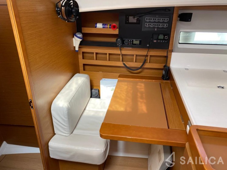 Sun Odyssey 440 - Yacht Charter Sailica