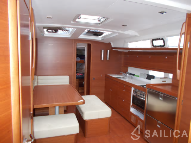 Dufour 460 GL - Yacht Charter Sailica