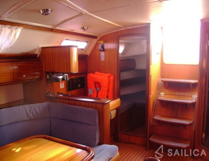 Bavaria 41 - Yacht Charter Sailica