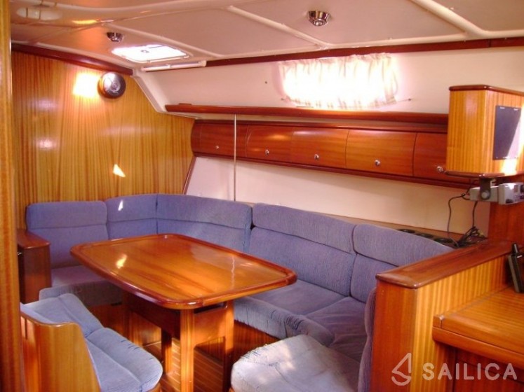 Bavaria 41 - Yacht Charter Sailica