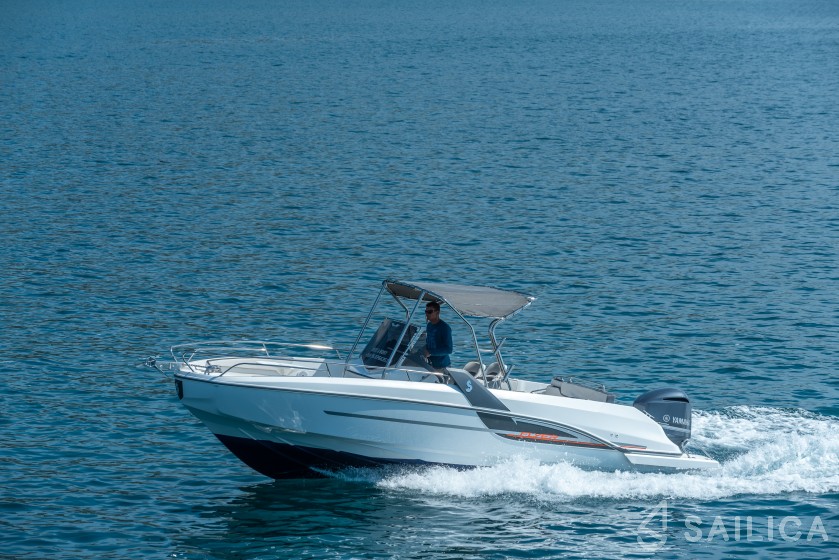 Beneteau Flyer 7.7 SUNdeck - Yacht Charter Sailica