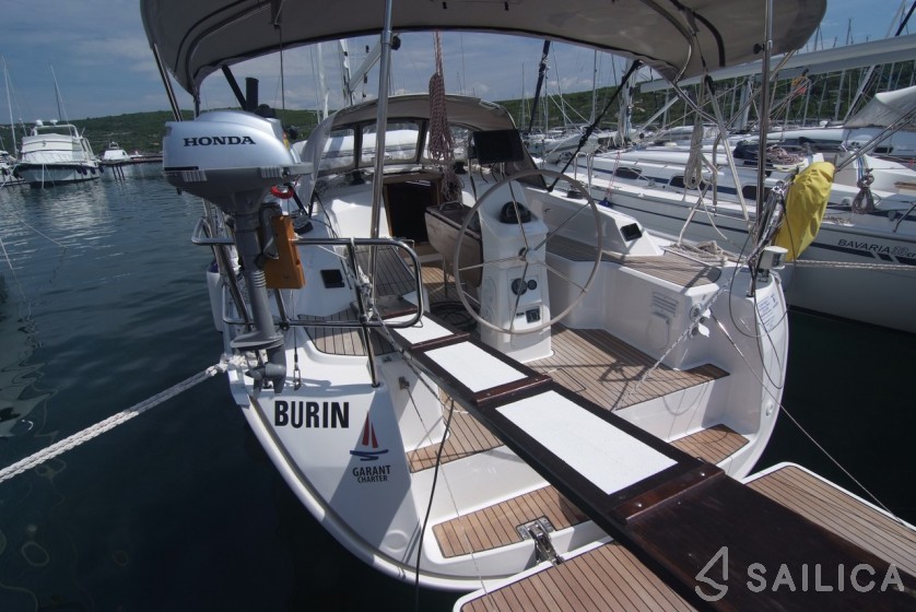 Bavaria 33 Cruiser - Yacht Charter Sailica