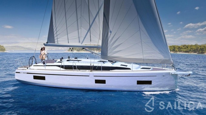 Bavaria C38 - Yacht Charter Sailica