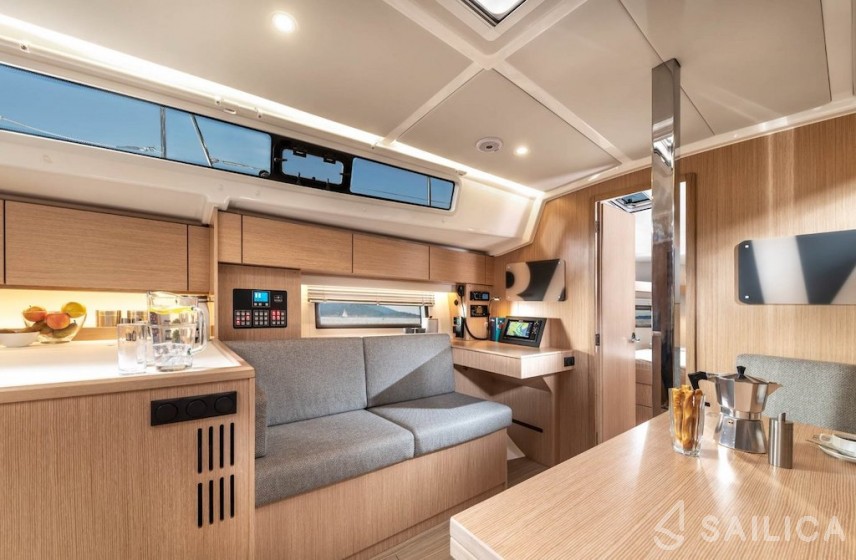 Bavaria C38 - Yacht Charter Sailica