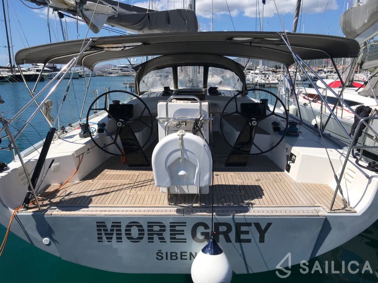 More 55 - Yacht Charter Sailica