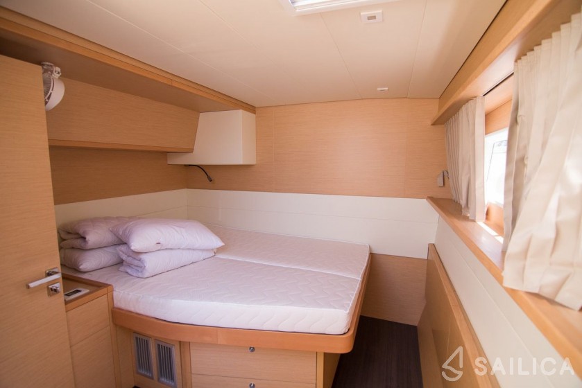 Lagoon 52F - Yacht Charter Sailica