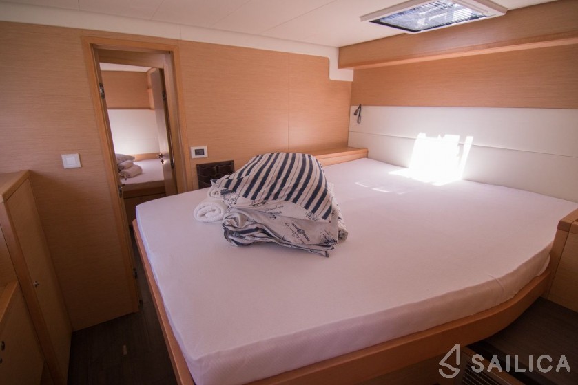 Lagoon 52F - Yacht Charter Sailica