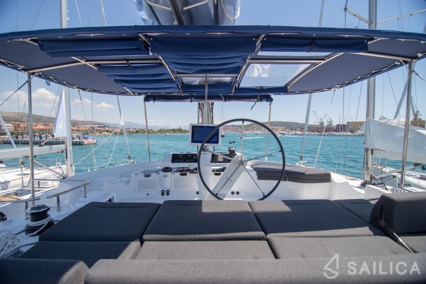 Lagoon 52F - Yacht Charter Sailica