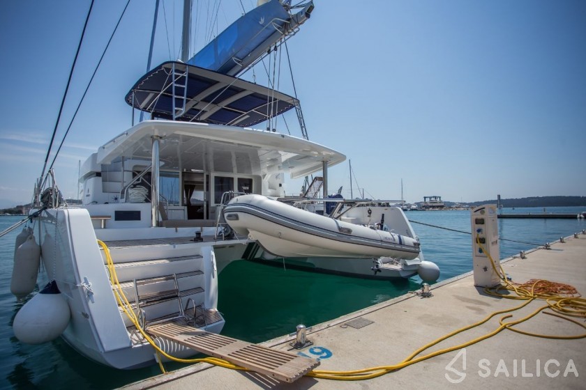 Lagoon 52F - Yacht Charter Sailica