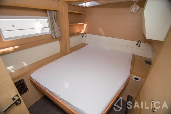 Lagoon 52F - Yacht Charter Sailica