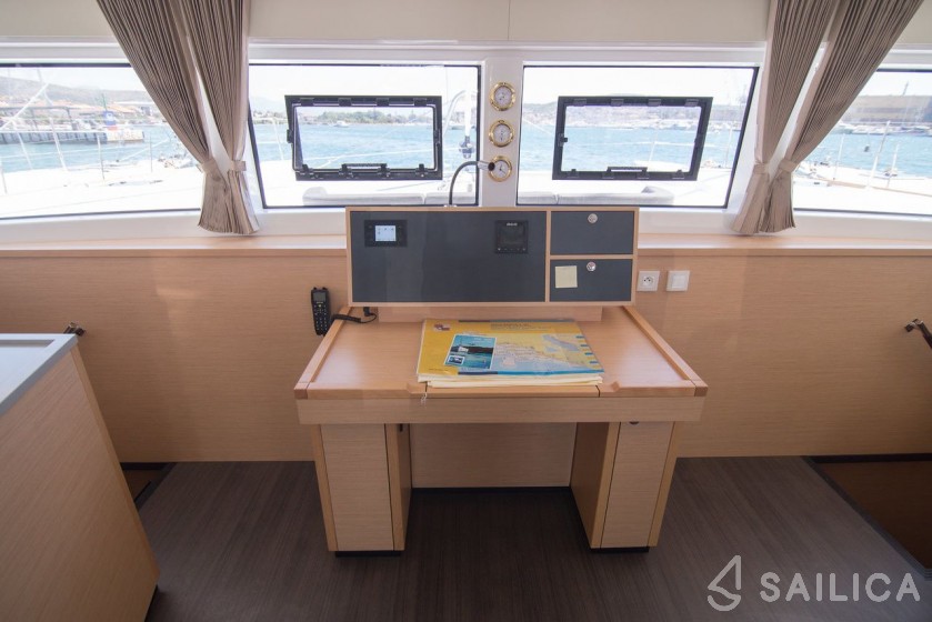 Lagoon 52F - Yacht Charter Sailica
