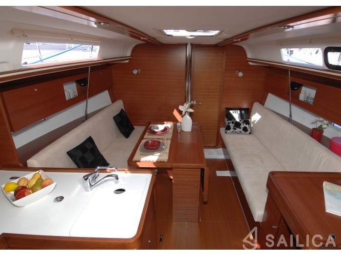 Dufour 335 Grand Large - Yacht Charter Sailica