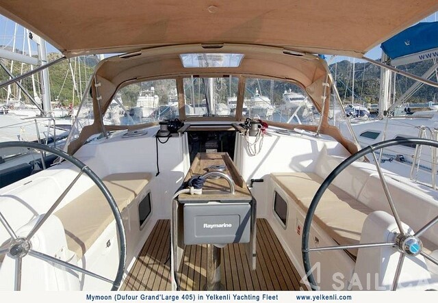 Dufour 405 - Yacht Charter Sailica