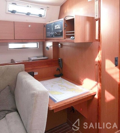 Bavaria 45 Cruiser - Yacht Charter Sailica