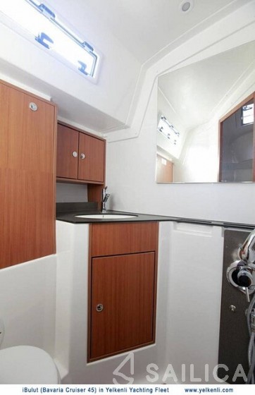Bavaria 45 Cruiser - Yacht Charter Sailica