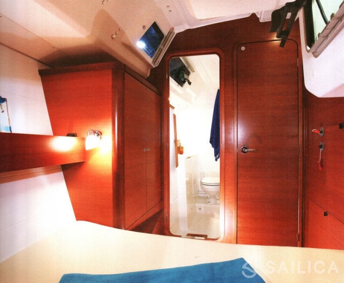 Dufour 450 Grand Large - Yacht Charter Sailica