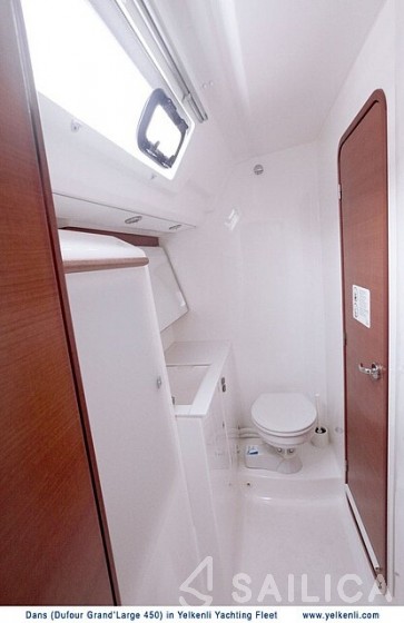 Dufour 450 Grand Large - Yacht Charter Sailica