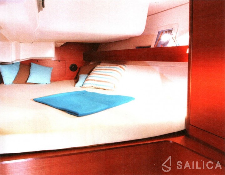 Dufour 450 Grand Large - Yacht Charter Sailica