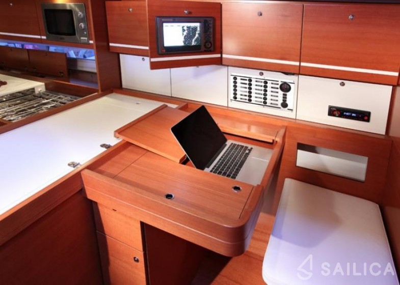 Dufour 450 Grand Large - Yacht Charter Sailica