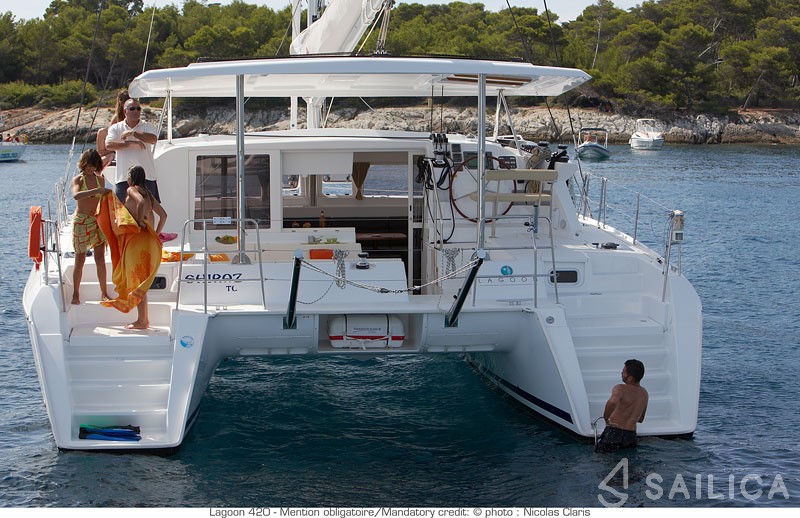 Lagoon 420 - Yacht Charter Sailica