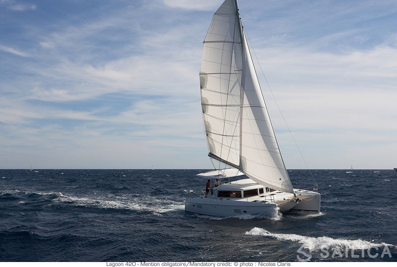 Lagoon 420 - Yacht Charter Sailica