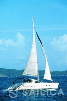 Lagoon 42 - Yacht Charter Sailica