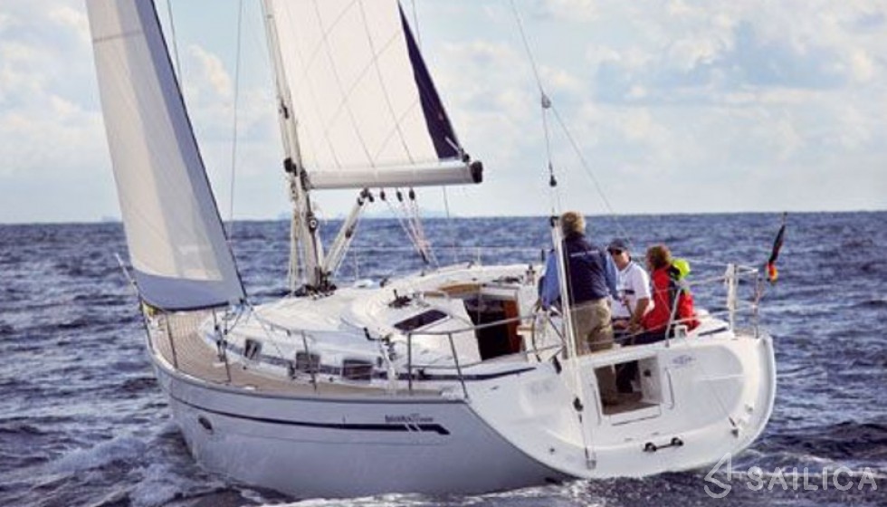 Bavaria 37 Cruiser - Yacht Charter Sailica