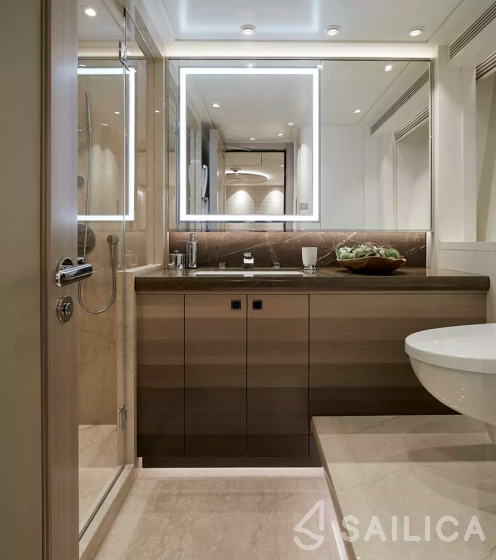 Heesen 51 - Yacht Charter Sailica