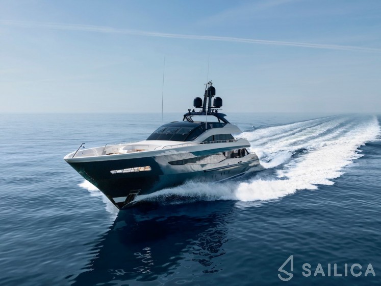 Heesen 51 - Yacht Charter Sailica