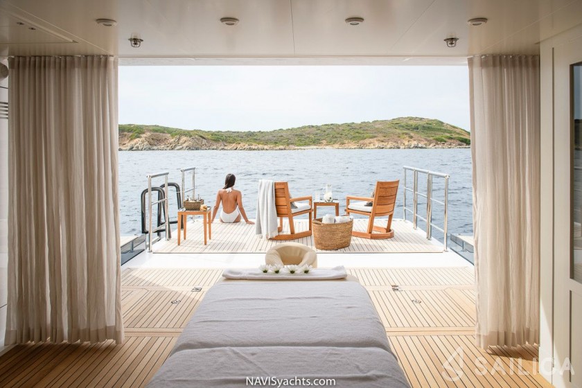 Heesen 51 - Yacht Charter Sailica
