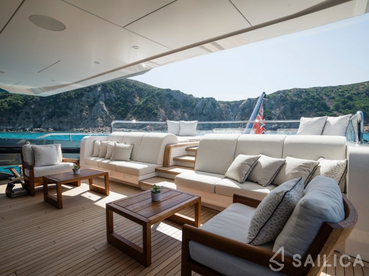 Heesen 51 - Yacht Charter Sailica