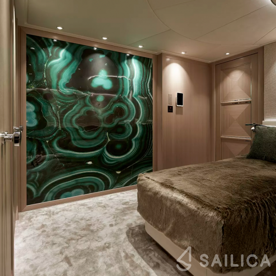 Heesen 51 - Yacht Charter Sailica