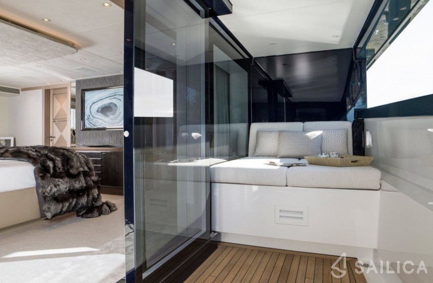 Heesen 51 - Yacht Charter Sailica