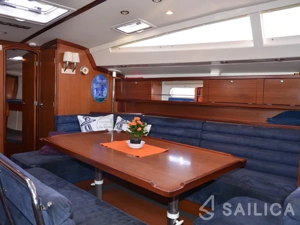 Delphia 47 - Yacht Charter Sailica