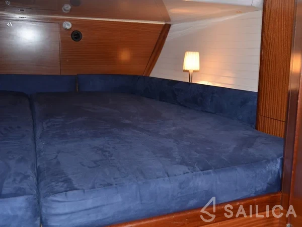 Delphia 47 - Yacht Charter Sailica