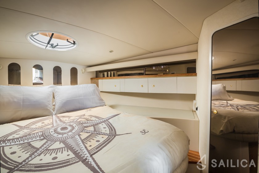 Motoryacht - Yacht Charter Sailica