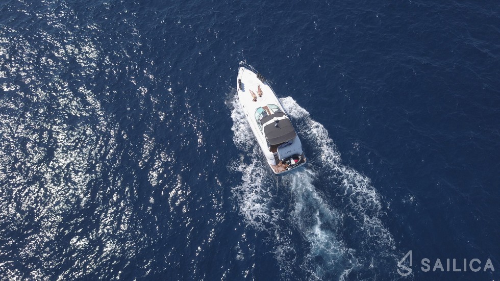 Motoryacht - Yacht Charter Sailica