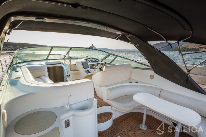Motoryacht - Yacht Charter Sailica