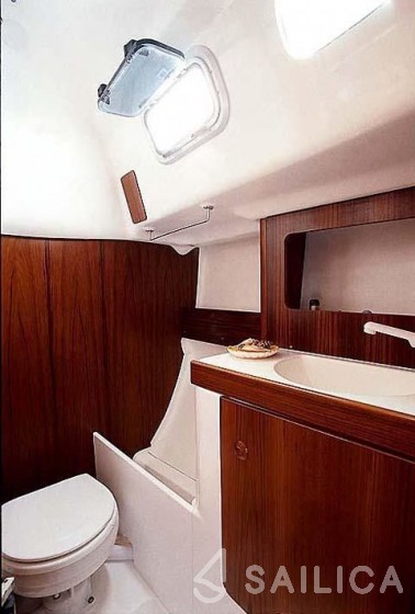 Sun Fast 26 - Yacht Charter Sailica