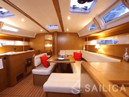 Sun Odyssey 44 i - Yacht Charter Sailica