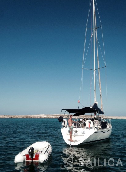 Oceanis 41 - Yacht Charter Sailica