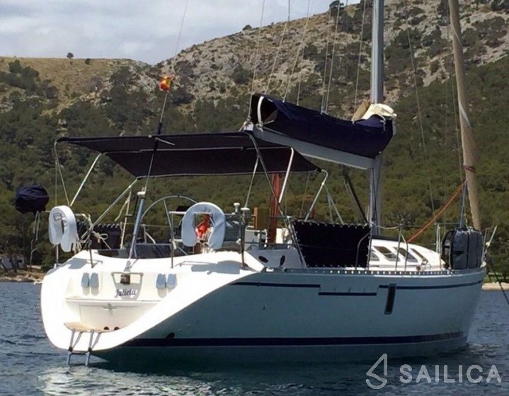 Oceanis 41 - Yacht Charter Sailica