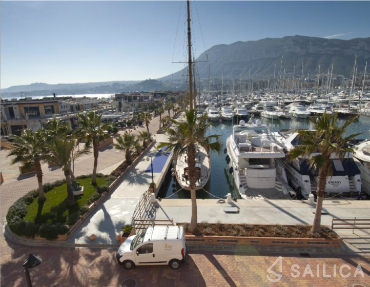 Dufour 470 - Yacht Charter Sailica