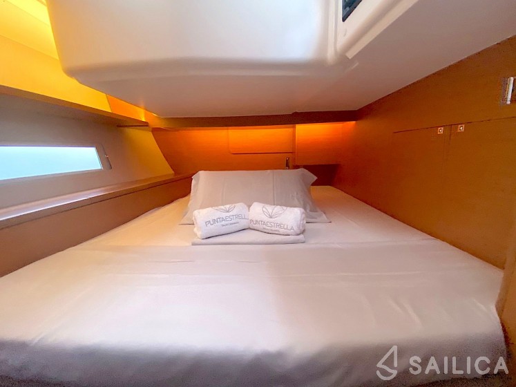 Dufour 470 - Yacht Charter Sailica