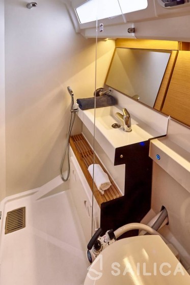 Sun Odyssey 440 - Yacht Charter Sailica