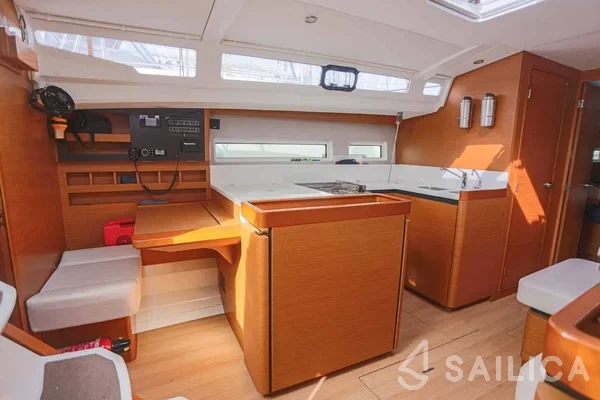 Sun Odyssey 440 - Yacht Charter Sailica